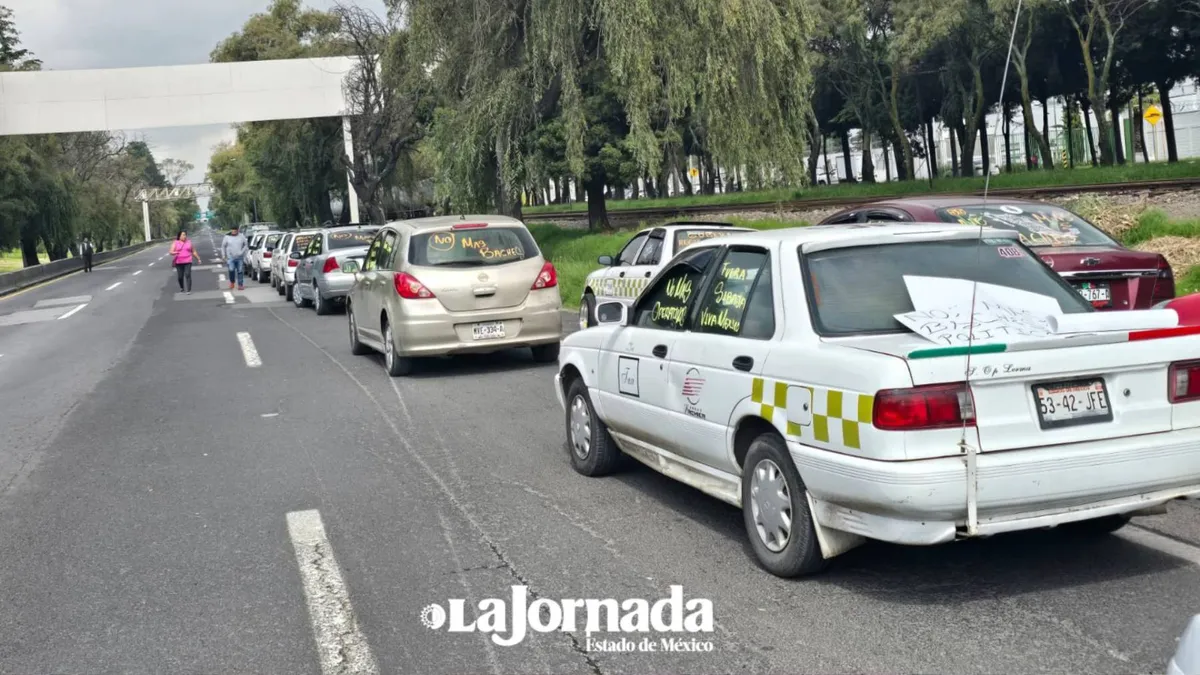 Las autoridades indicaron que estos trabajos buscan mejorar las condiciones de la vialidad y garantizar la seguridad de los conductores.