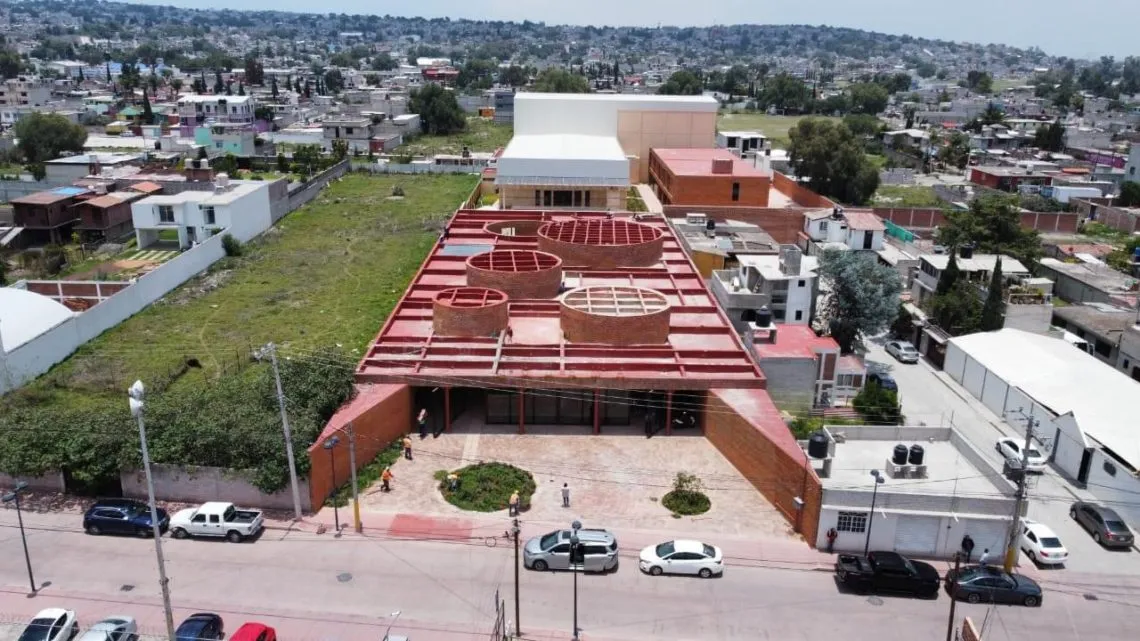Tultepec busca recursos para museo del Mamut y de la Pirotecnia