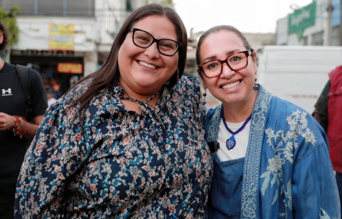 Azucena Cisneros y Citlalli Hernández presentan la Cartilla de Derechos de las Mujeres en la Feria del Libro de Ecatepec