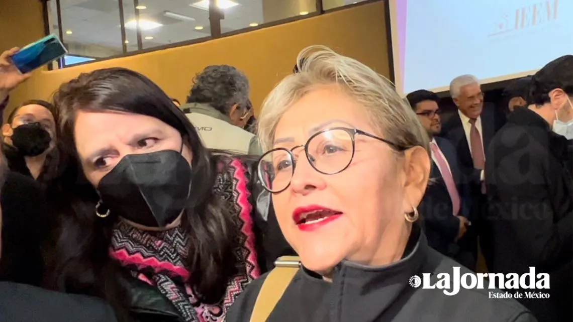 Morena denunciará espectaculares de Alejandra del Moral