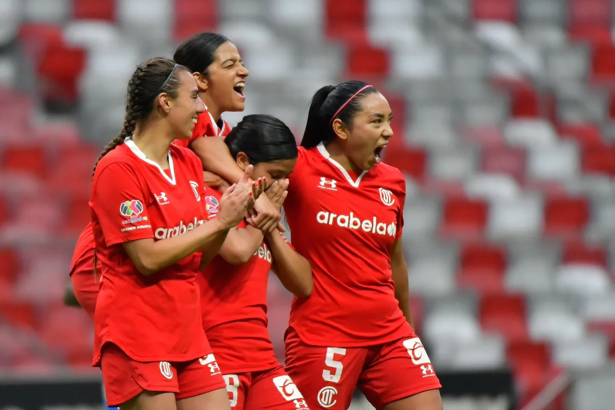 Diablas sorprenden y le quitan el invicto a Monterrey