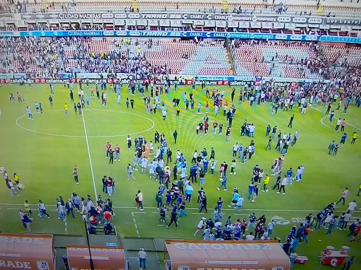 Concacaf condena los hechos violentos en Querétaro vs Atlas