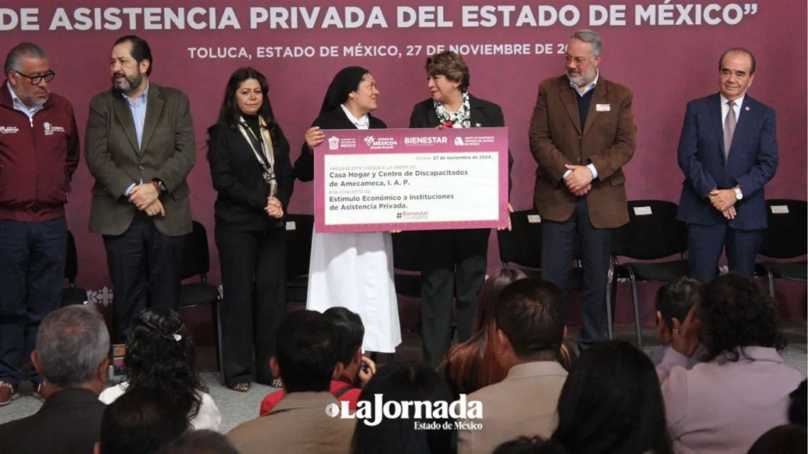 Delfina Gómez entrega 9.5 mdp a Instituciones de Asistencia Privada en el Edoméx