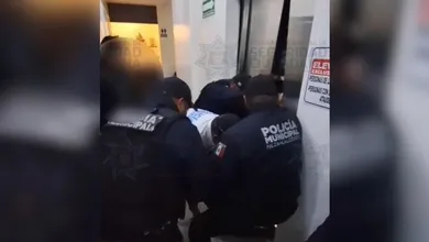 En el elevador se encontraban tres mujeres de 50, 49 y 56 años; tres hombres de 53 y 29 años, así como un menor de 8 años.