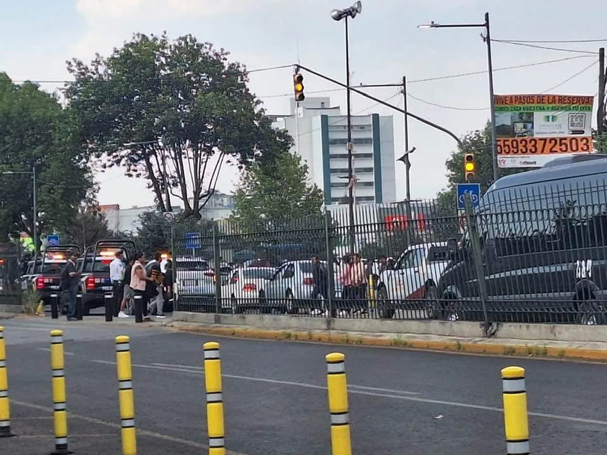 Operativo en el Mercado Juárez desata enfrentamientos en Toluca