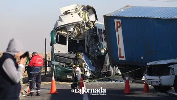 Aparecen los familiares de las jóvenes del accidente en la Lerma-Atlacomulco