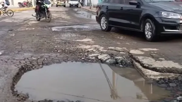 Lluvias y tránsito pesado causan daños en calles de Chalco