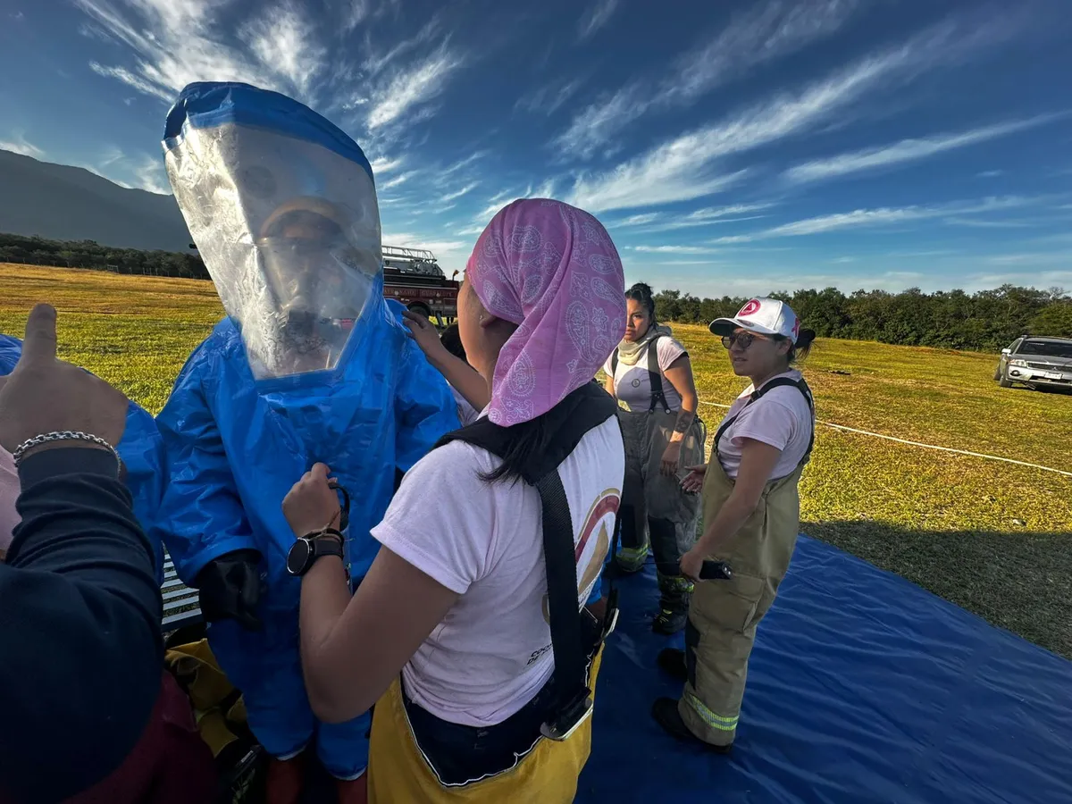Mujeres mexiquenses se capacitan en el 6° Encuentro Armadura Rosa