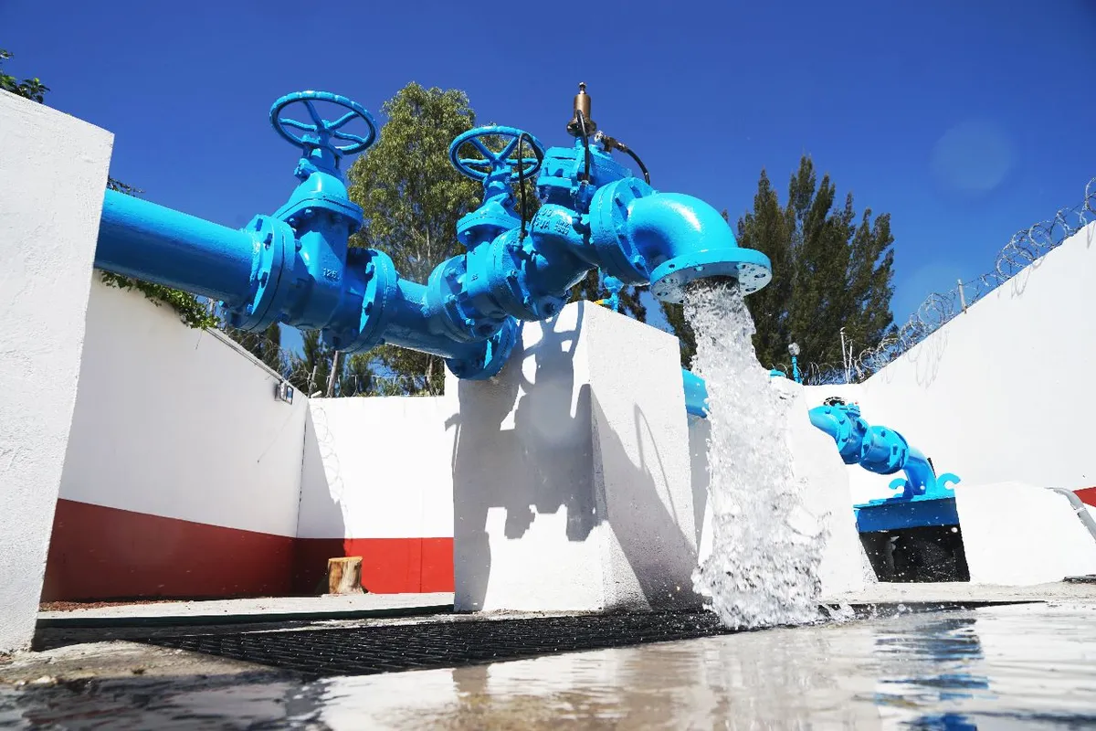 Gobierno del Edomex provoca crisis de agua en Ecatepec; reduce 47% caudal del Cutzamala