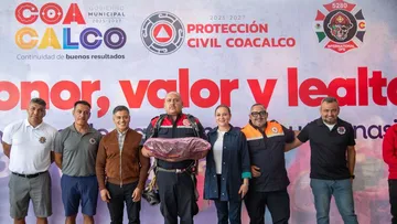 Organización internacional dona equipo a Bomberos de Coacalco