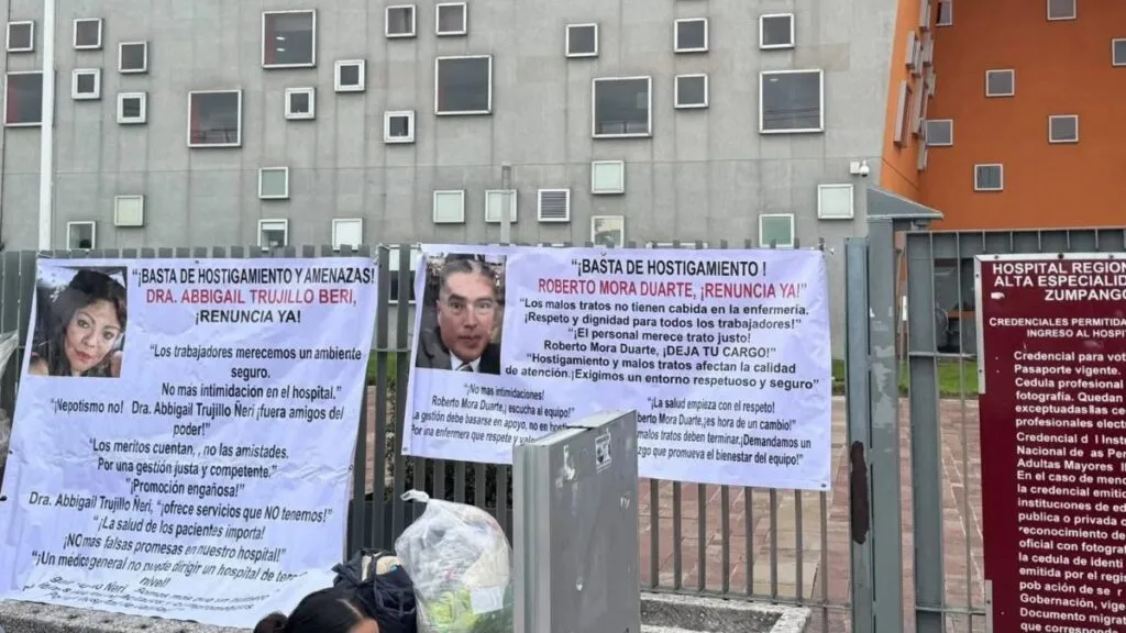 Trabajadores del Hospital de Zumpango protestan por prestaciones pendientes