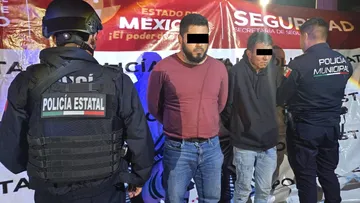 En el sitio también se localizó al operador del camión afectado, además de dos vehículos adicionales.
