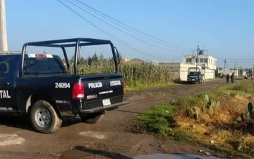 Exhuman cuerpos hallados en fosa de San Cristóbal Huichochitlán