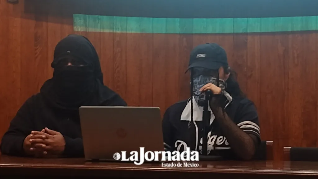 #Potrogate Facultad de Arquitectura y Diseño desconoce clases en línea