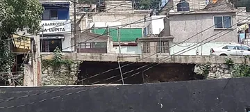 Socavón en Naucalpan