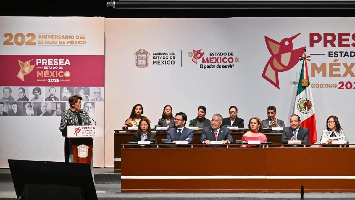 Delfina Gómez entrega Presea Edomex 2025 en Texcoco