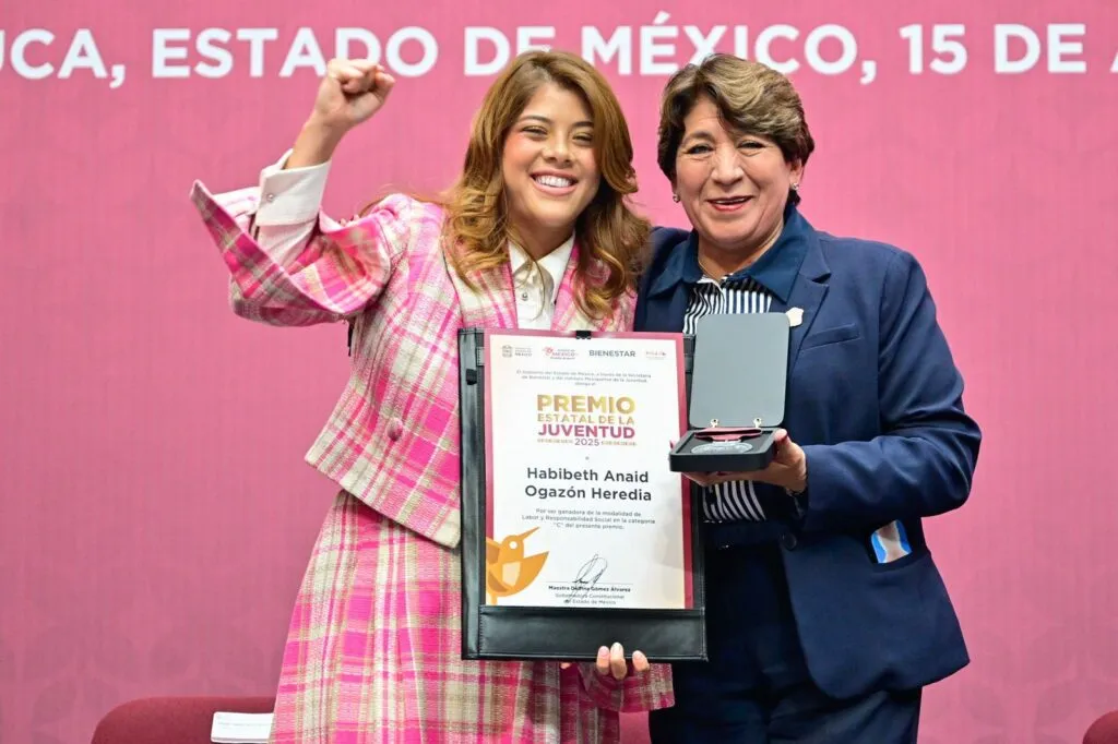 “Estado de México, comprometido con que los jóvenes tengan oportunidades y cumplan metas”; Gobernadora Delfina Gómez entrega Premio Estatal de la Juventud 2025