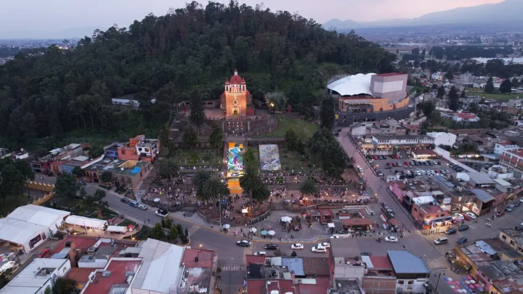 Regocija Metepec a visitantes con programa cultural por día de muertos
