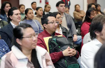 Edomex abre plazas de enfermería en Alemania: Inician 120 entrevistas presenciales