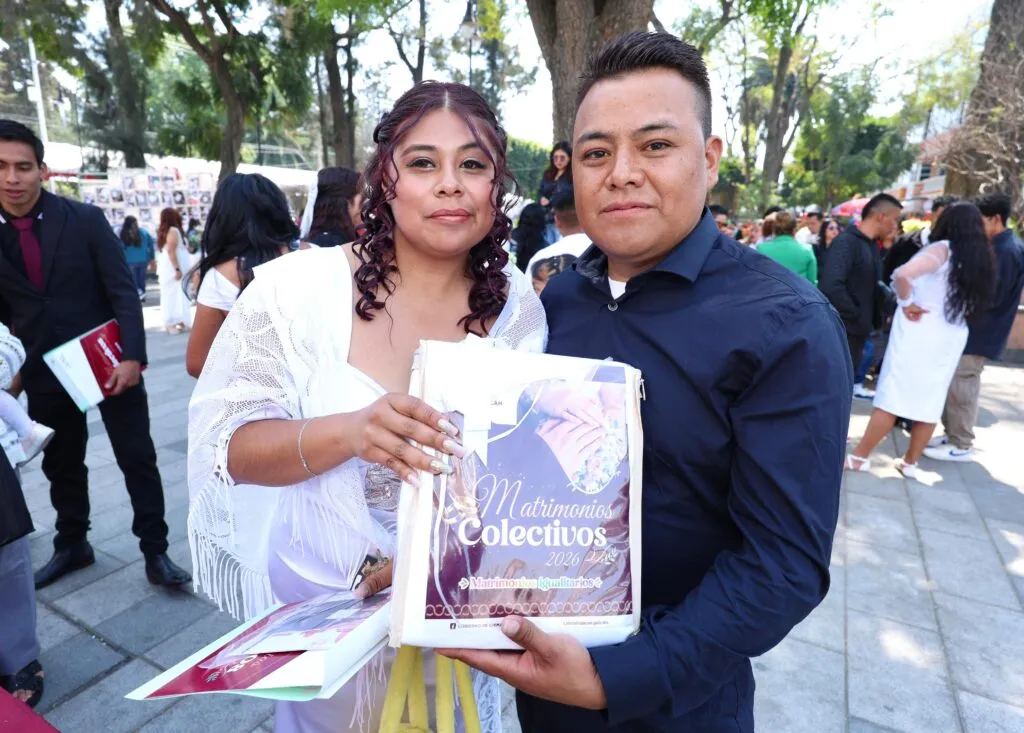 400 parejas se unen en matrimonio en Chimalhuacán