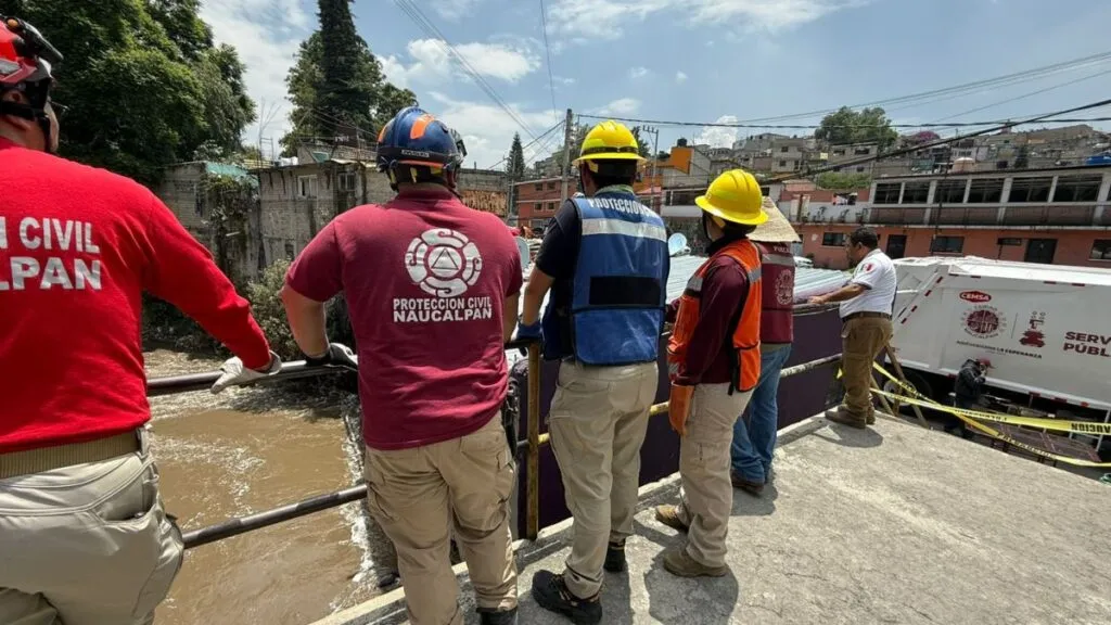 Protección Civil de Naucalpan emite alerta a viviendas junto al Río Hondo