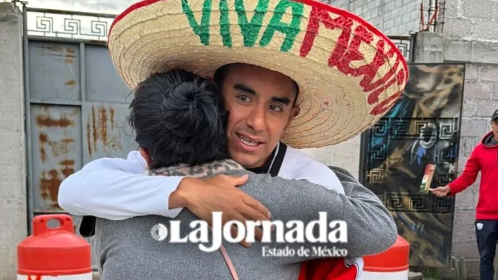 Jorge Cruz Pérez motiva a jóvenes de Teotihuacán tras imponer récord nacional en Chicago