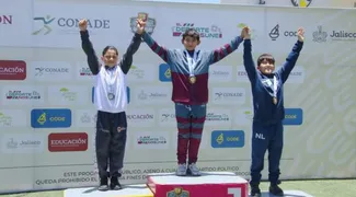 Deportistas mexiquenses logran nueve preseas en patinaje de velocidad