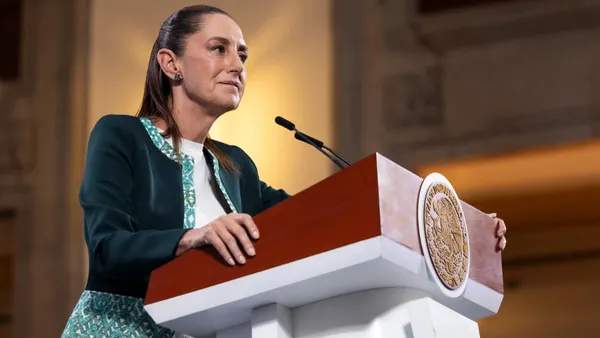 Sheinbaum defendió el mérito de Fátima Bosch ante señalamientos que intentan vincularla al caso Miss Universo.