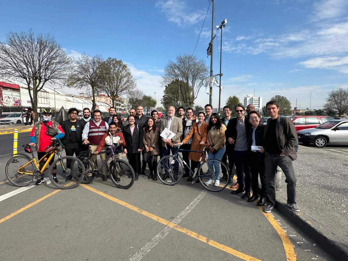 Avanza construcción de ciclovía en Isidro Fabela