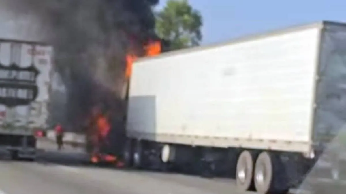 Se incendia tráiler en la México Querétaro