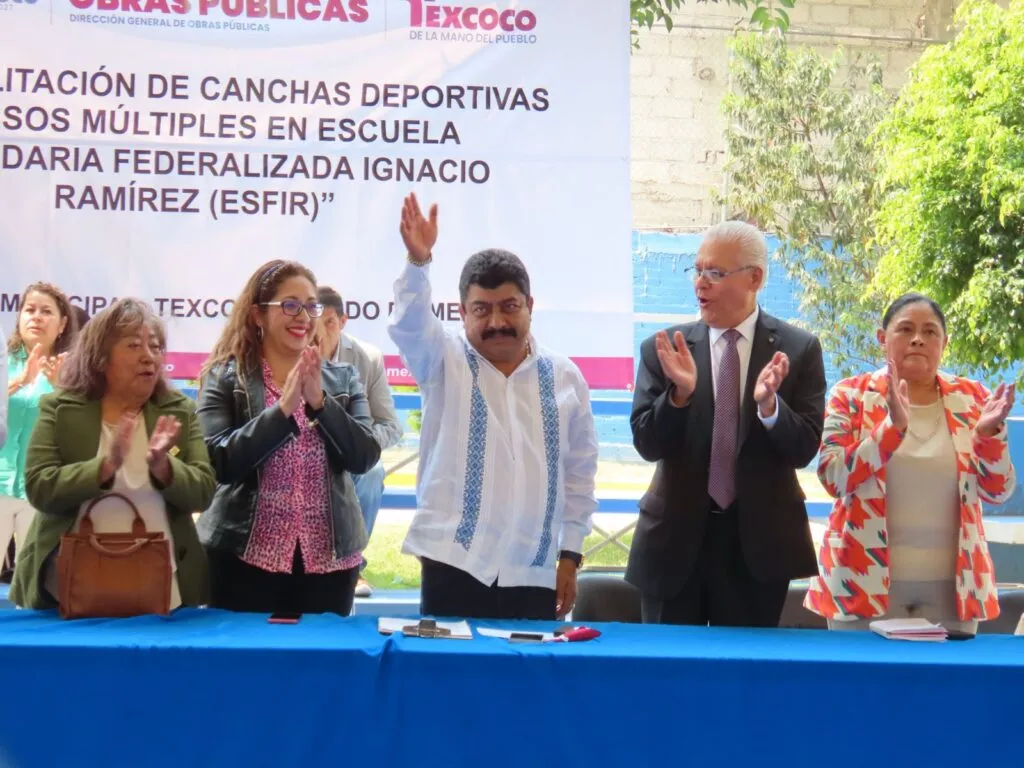En la ESFIR el gobierno de Texcoco entregó obra por más de dos millones de pesos
