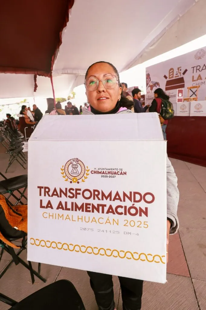 Presidenta Xochitl Flores Jiménez alcaldesa de Chimalhuacán, concluye la entrega de 12 mil Canastas del Programa “Transformando la Alimentación”