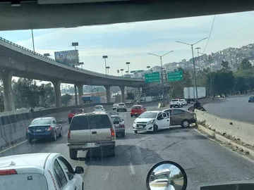 Se registra accidente en la México-Querétaro