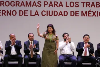 Clara Brugada mejora condiciones laborales de 42 mil trabajadores