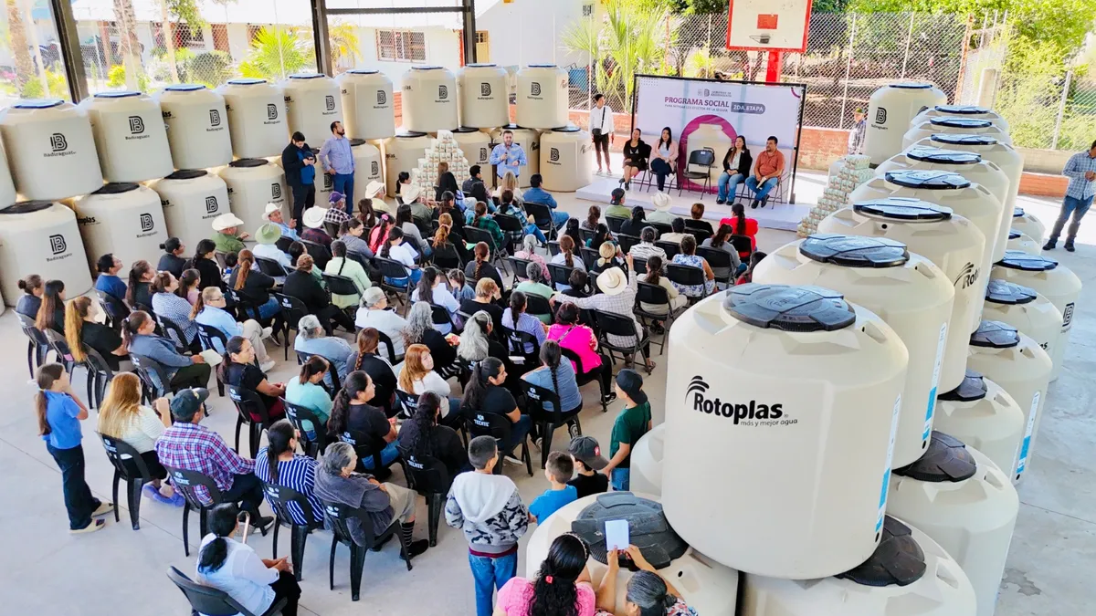 José Paz López impulsa programas sociales para fortalecer las comunidades de Badiraguato en 2026