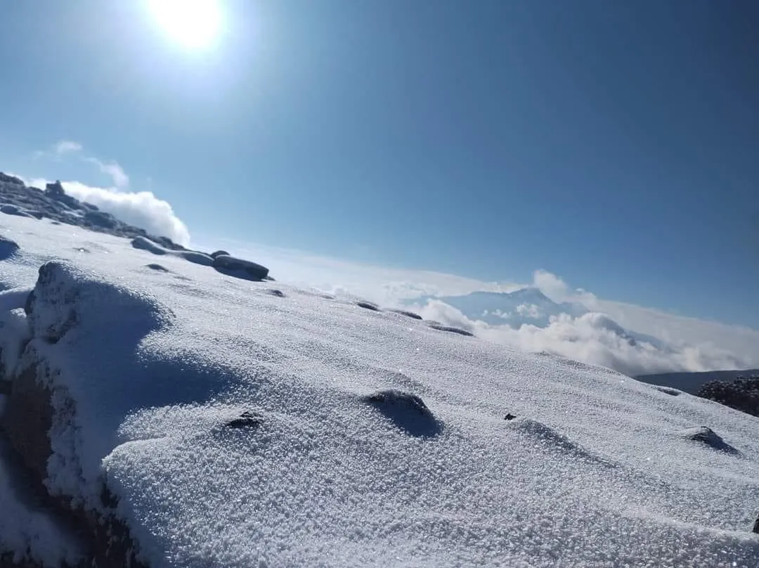 Nieve también cubre Monte Tláloc de Texcoco