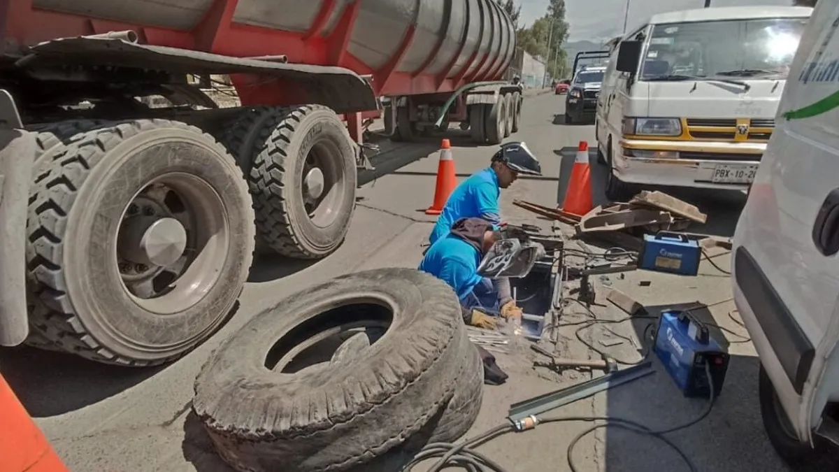 Registro de Telmex abierto se convirtió en una trampa para vehículos