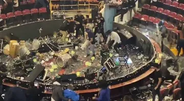 [VIDEO]: Disturbios en el palenque de la Feria del Caballo