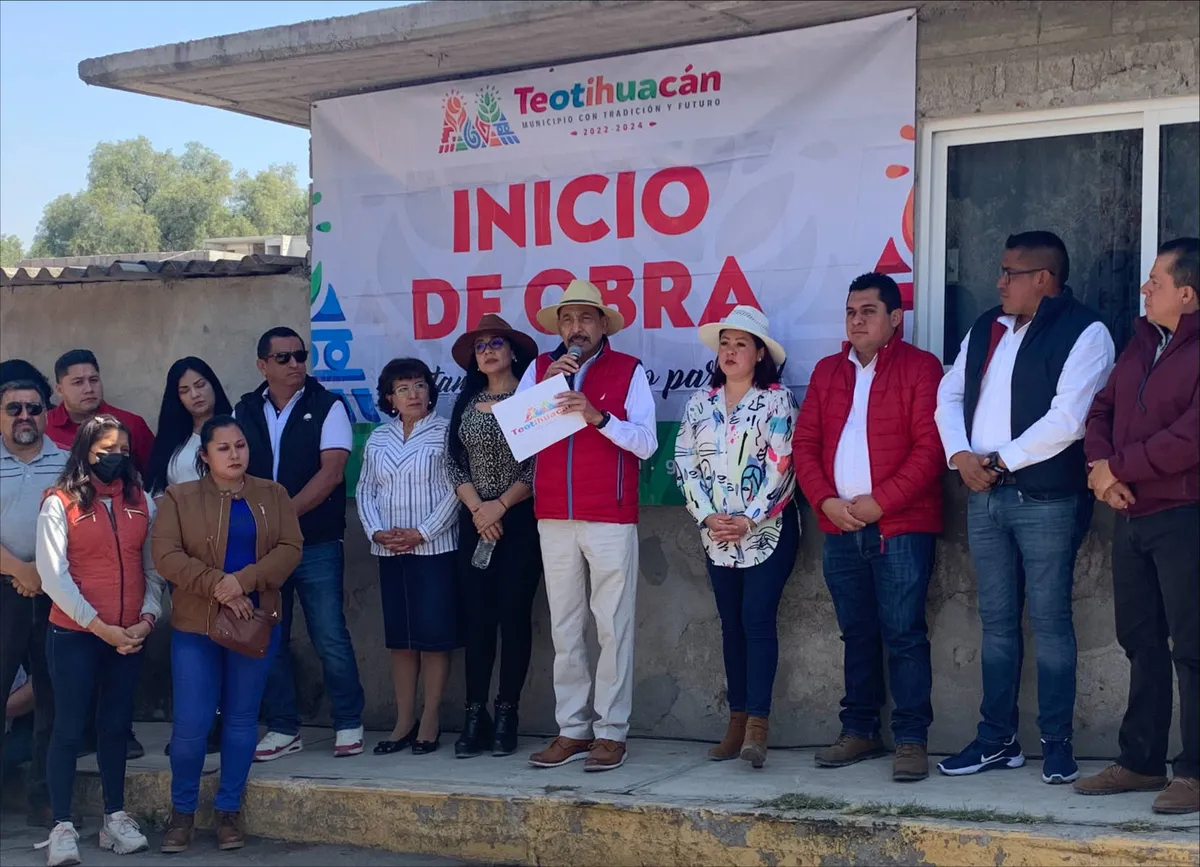 (VIDEO) Alcalde de Teotihuacán rechaza haber borrado barda con propaganda de Delfina Gómez