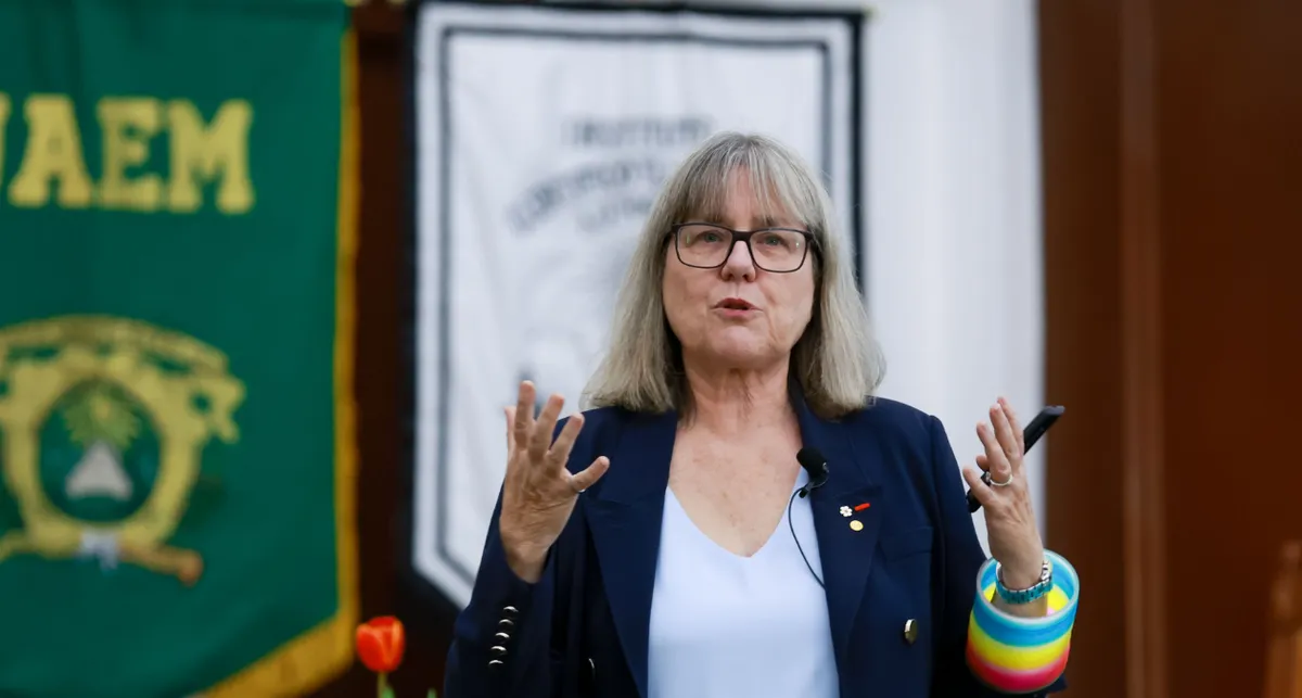 UAEMéx: Donna Strickland, Premio Nobel en Física imparte clase magistral