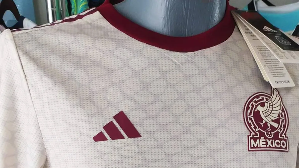 Selección Mexicana presenta su segundo uniforme para Qatar 2022