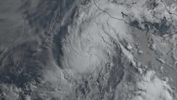 El ciclón Alvin se aproxima y dejará lluvias intensas en varios estados este fin de semana.
