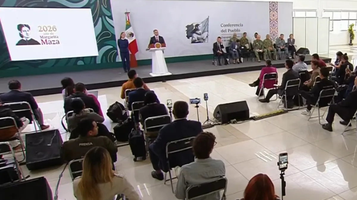 Autoridades federales realizaron un operativo en el funeral de El Mencho en Zapopan, Jalisco, con presencia de Guardia Nacional y Ejército para evitar disturbios tras bloqueos y quema de vehículos.