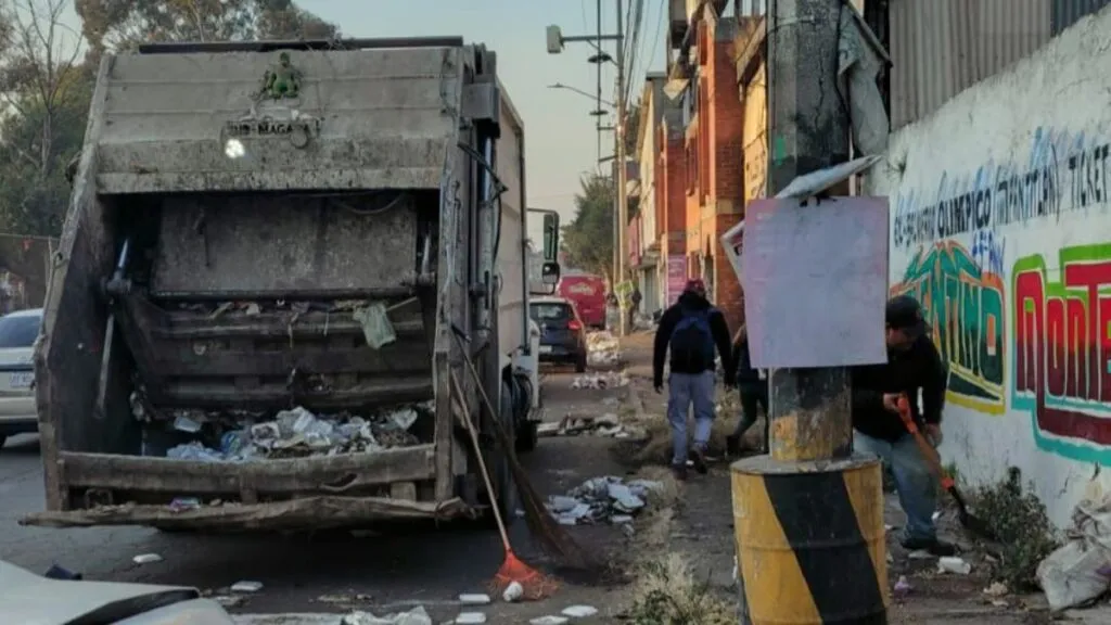 Peregrinos guadalupanos dejan 70 toneladas de basura en Ecatepec