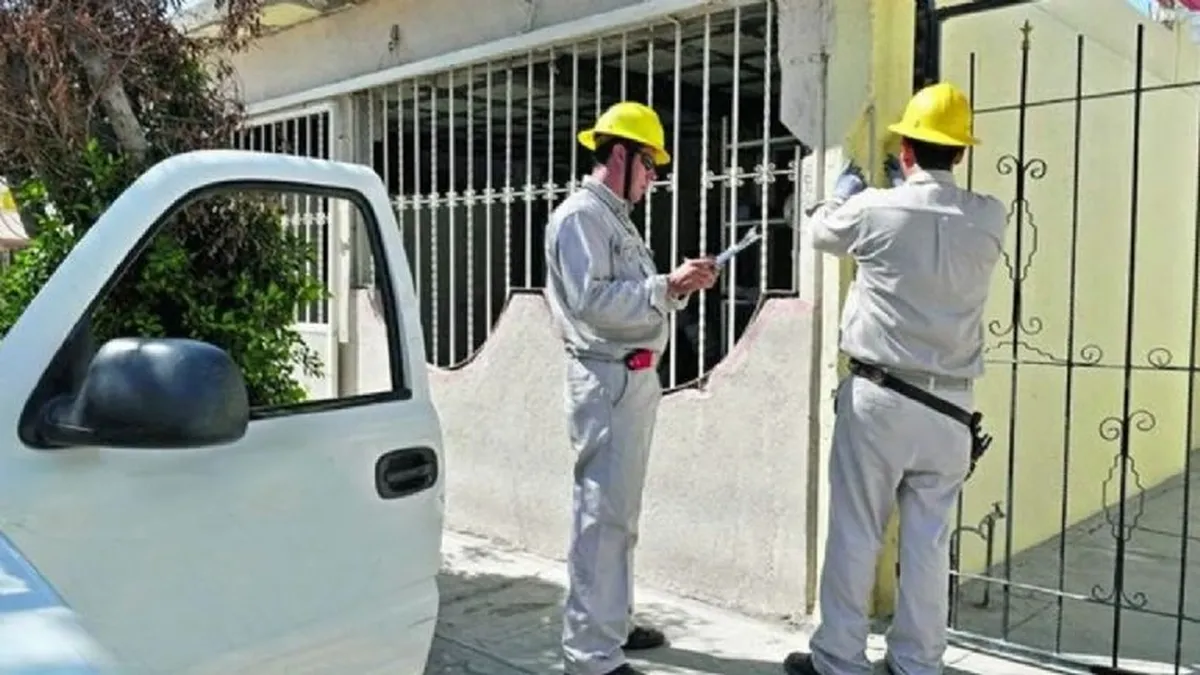 Toluca: Se hacían pasar por trabajadores de la CFE y extorsionaban 