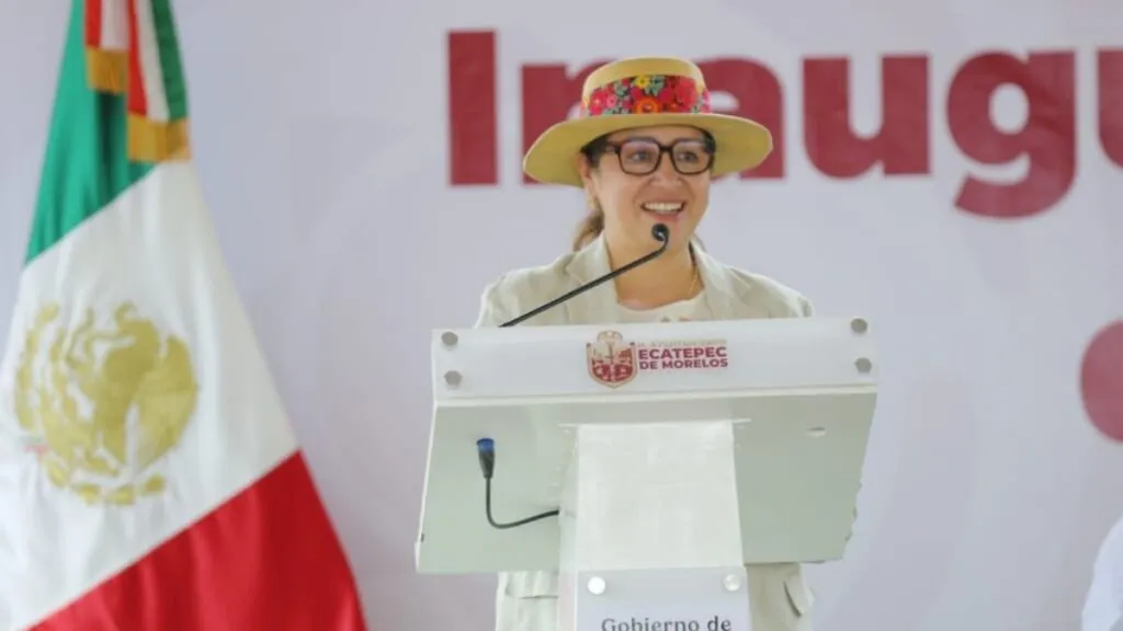 Azucena Cisneros entrega renovados los parques Estrella de Oriente y Citlaltépetl