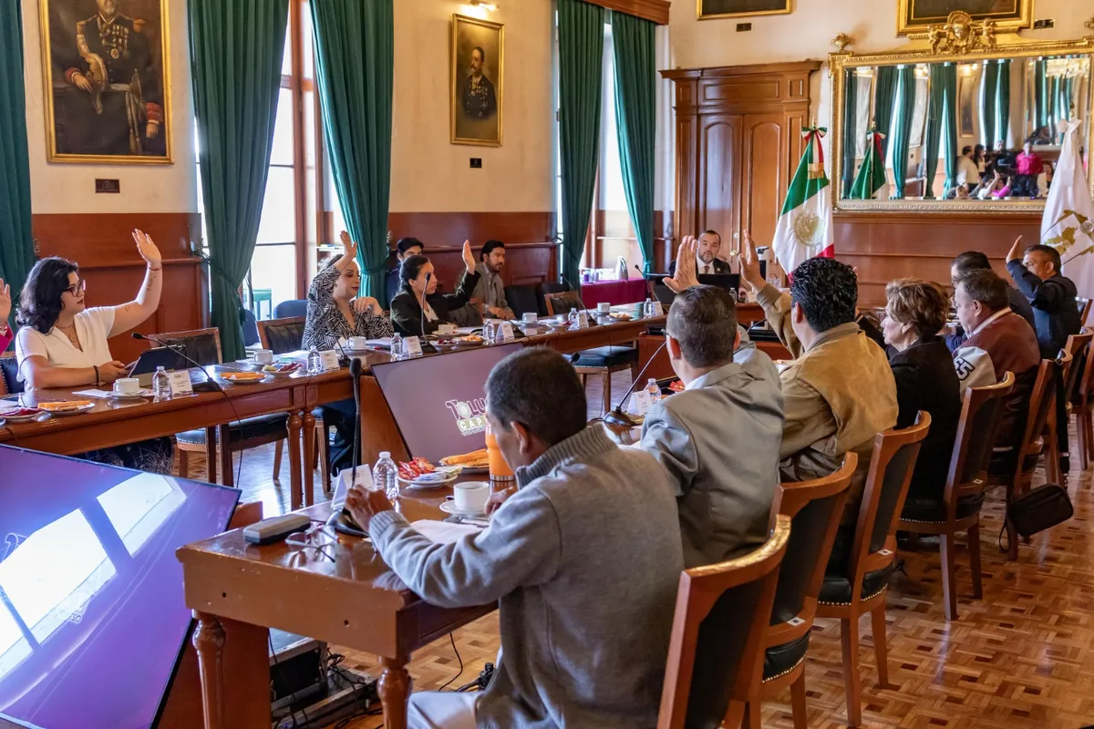 Durante la sesión, se autorizó la regularización de usuarios del Organismo Agua y Saneamiento de Toluca (OAyST).