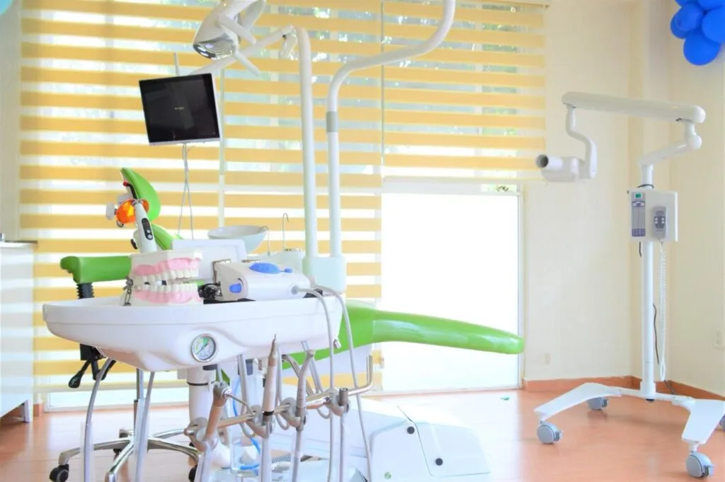 Brinda SMSEM más de 2 mil 400 atenciones odontológicas en el primer año de gestión de Jenaro Martínez