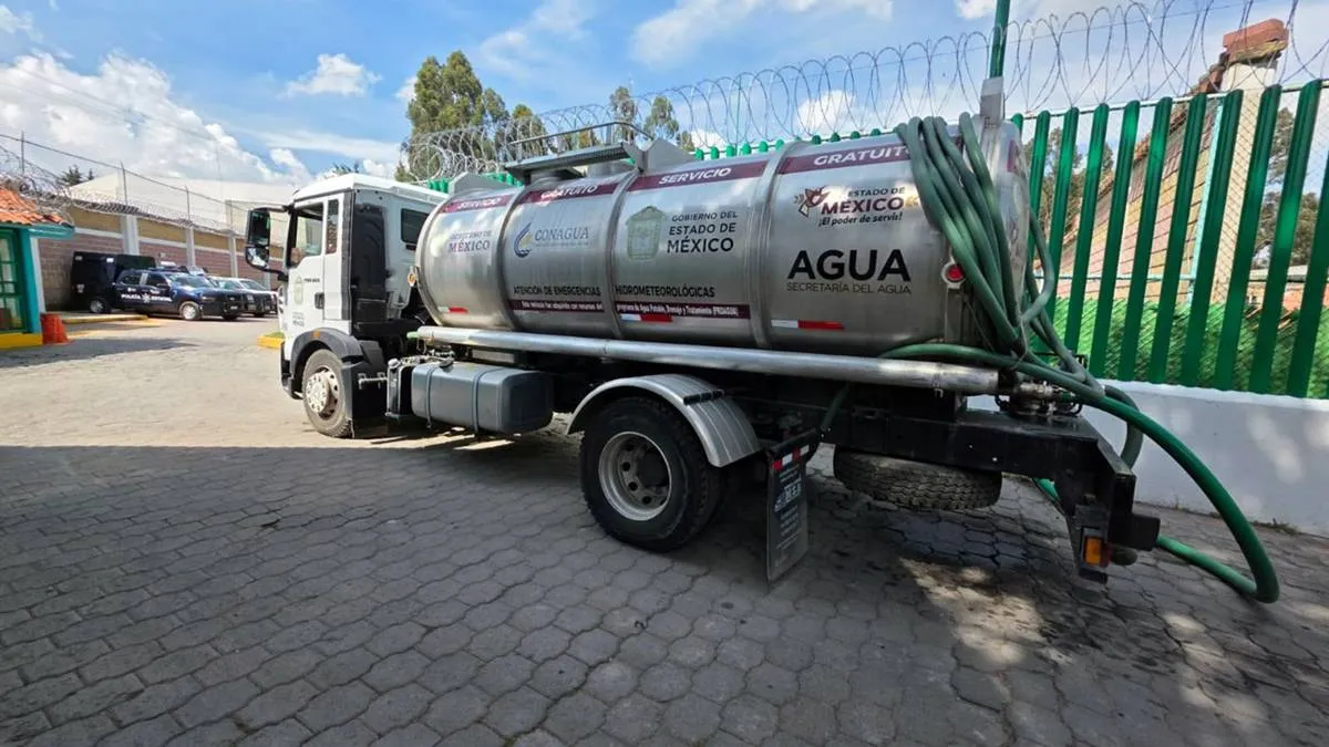 GEM garantiza agua en hospitales, centros de hemodiálisis y penales mexiquenses