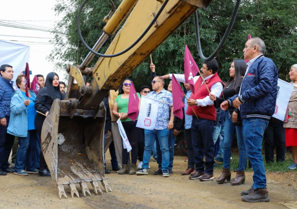 Gobierno de Texcoco realiza obra de drenaje en Santa María Tecuanulco